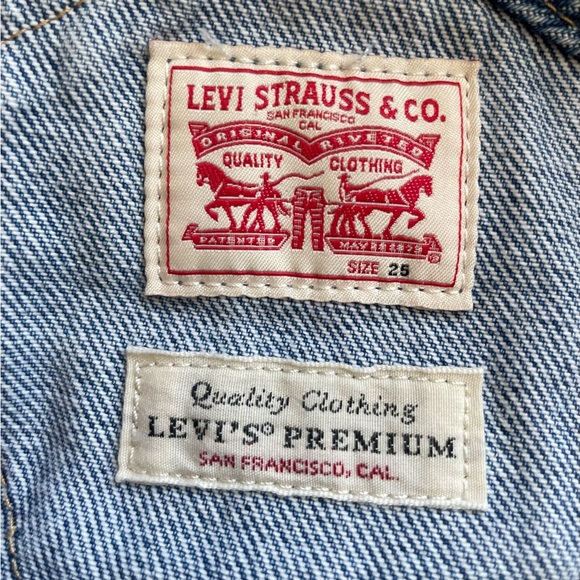Levi’s Premium‎ Women’s Tapered Denim Overalls Size 25 - Picture 4 of 4